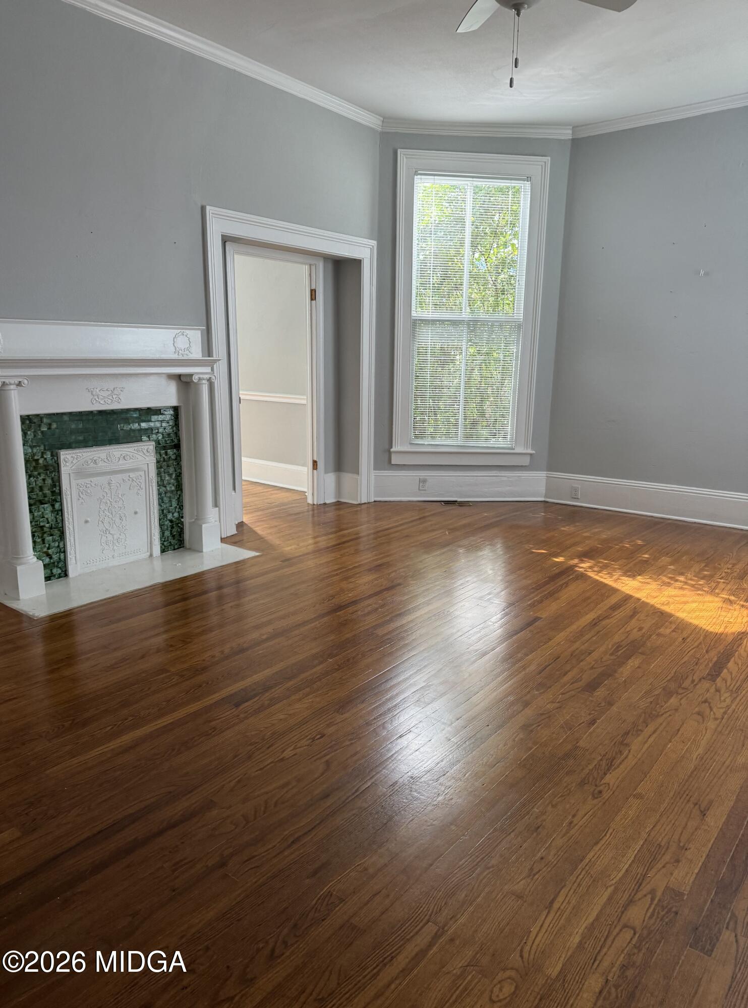 102 E Johnston Street