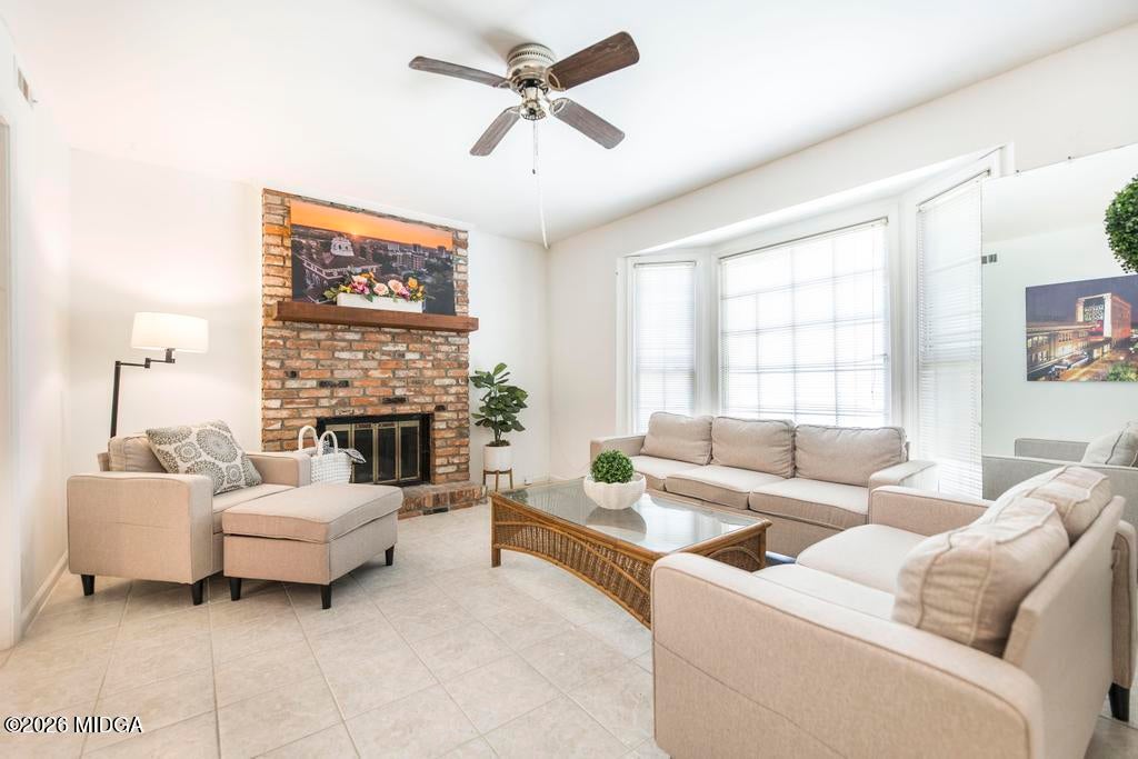 5105 Nisbet Drive