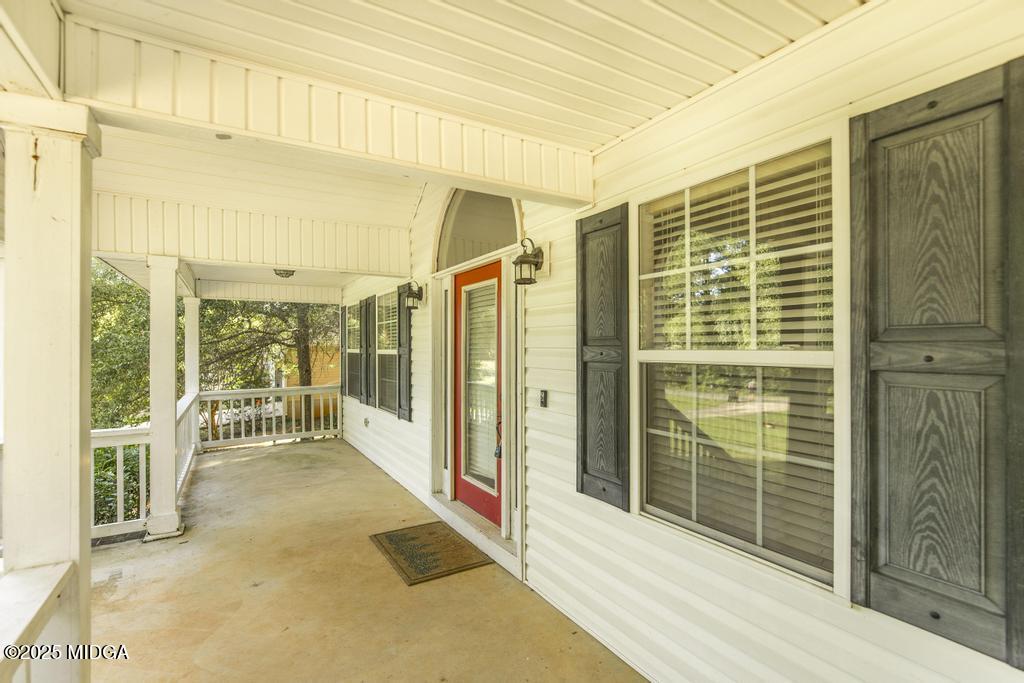 661 Aarons Circle