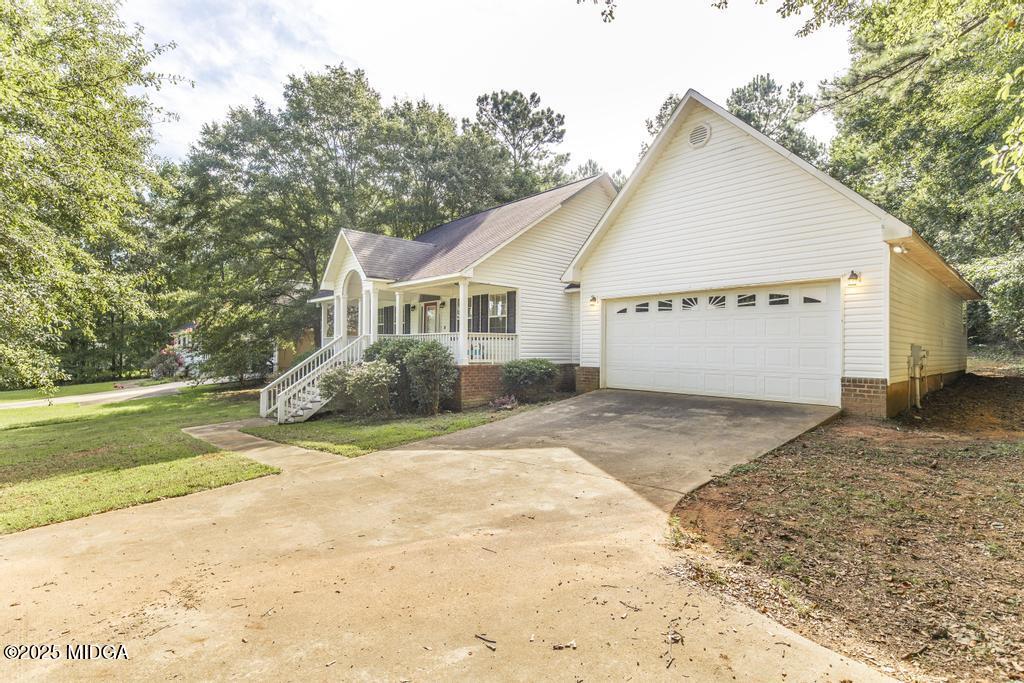 661 Aarons Circle