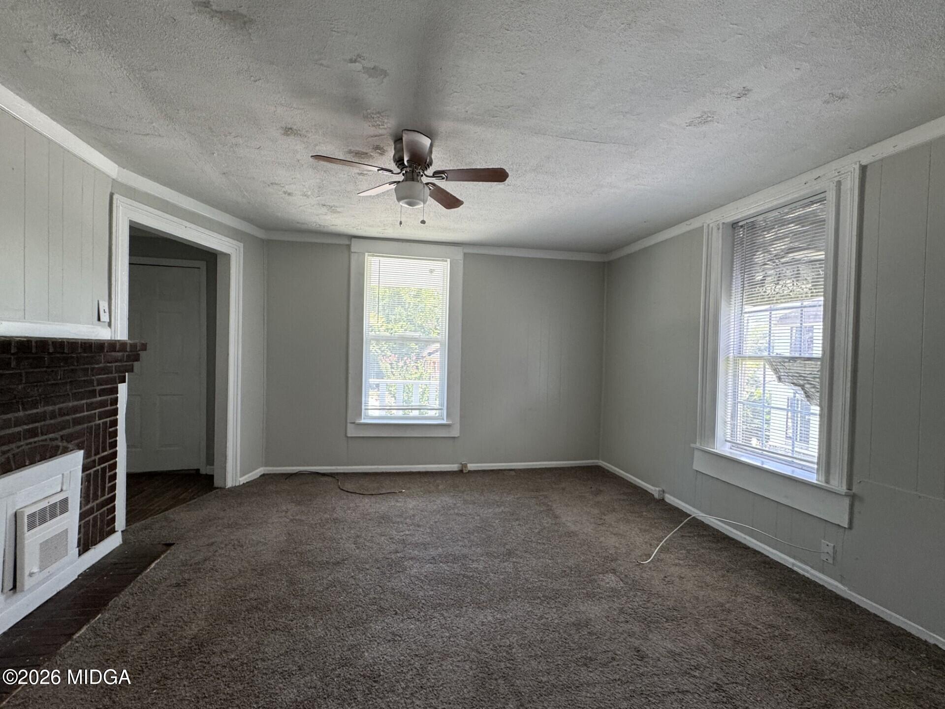 1539 Walnut Street