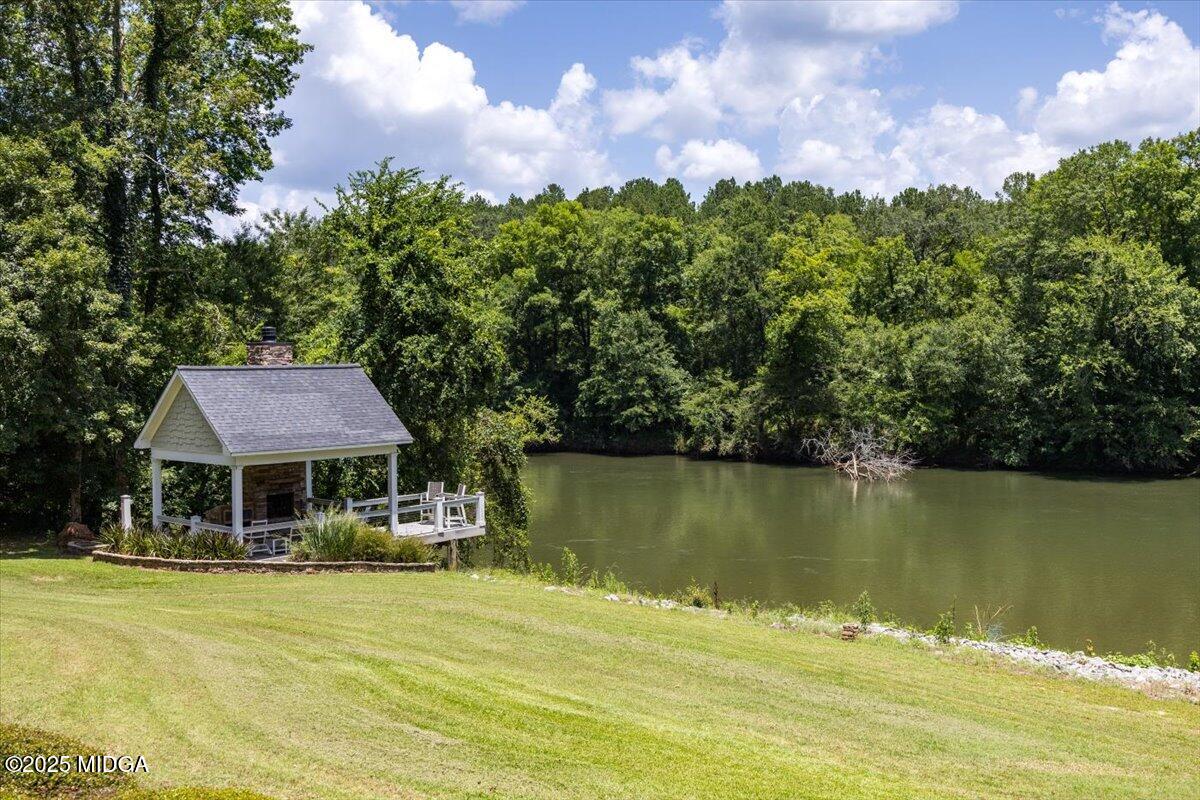 625 Rum Creek Road