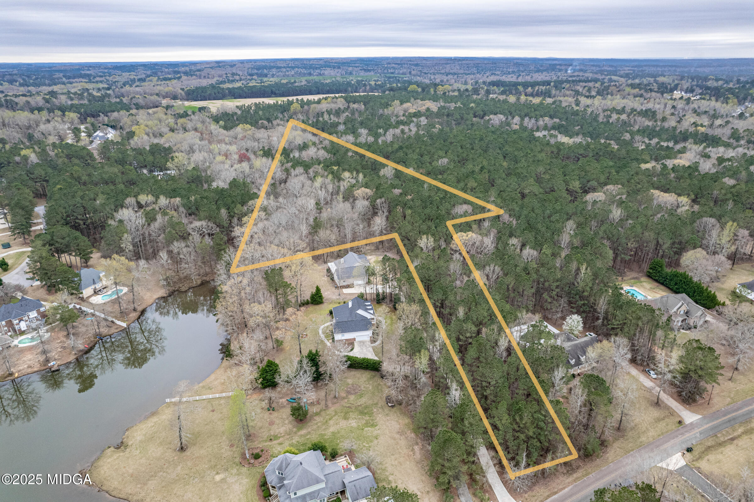 203 Hidden Lakes Drive