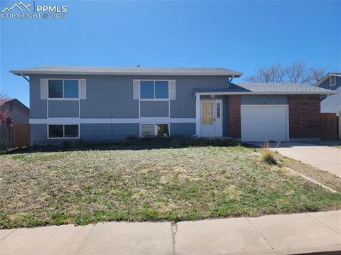 Photo of 7240 Goldfield Drive, Colorado Springs, CO 80911 (MLS # 2985414)