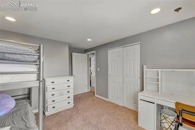 Colorado Springs, Colorado 80915, United States, 5 Bedrooms Bedrooms, ,3 BathroomsBathrooms,Residential,Active,119134