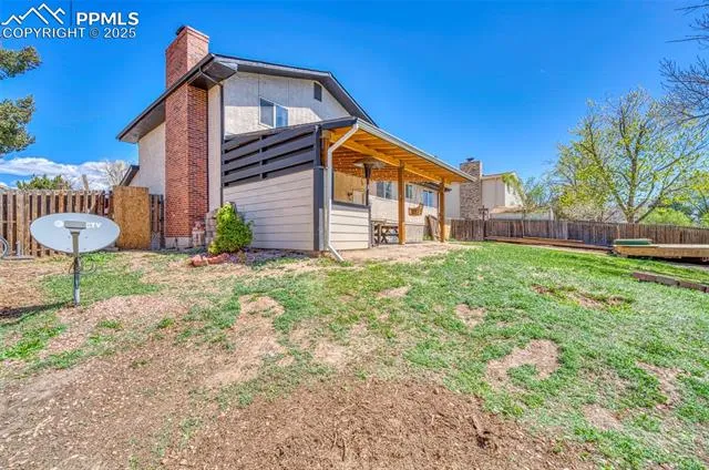 Colorado Springs, Colorado 80915, United States, 5 Bedrooms Bedrooms, ,3 BathroomsBathrooms,Residential,Active,119134