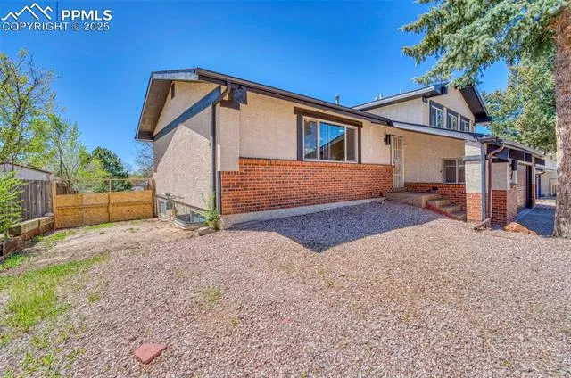 Colorado Springs, Colorado 80915, United States, 5 Bedrooms Bedrooms, ,3 BathroomsBathrooms,Residential,Active,119134