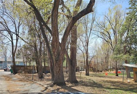Photo of 415 W Van Buren Street, Colorado Springs, CO 80907 (MLS # 2914638)