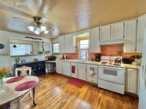 Tiny photo for 515 Henry Avenue, Pueblo, CO 81005 (MLS # 1809965)