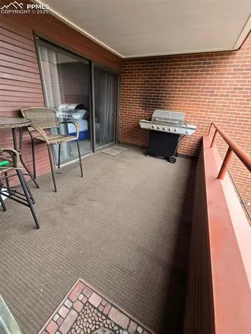 Colorado Springs, Colorado 80903, United States, 3 Bedrooms Bedrooms, ,2 BathroomsBathrooms,Residential,Active,194484