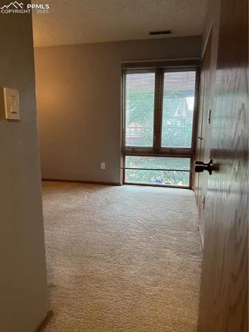 Colorado Springs, Colorado 80903, United States, 3 Bedrooms Bedrooms, ,2 BathroomsBathrooms,Residential,Active,194484