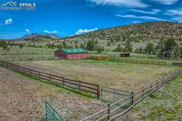 Canon City, Colorado 81212, United States, 4 Bedrooms Bedrooms, ,3 BathroomsBathrooms,Residential,Active,89371