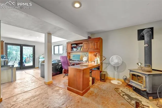 Canon City, Colorado 81212, United States, 4 Bedrooms Bedrooms, ,3 BathroomsBathrooms,Residential,Active,89371