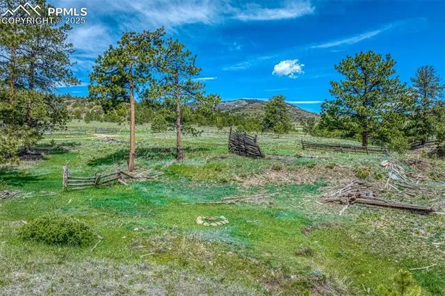 Canon City, Colorado 81212, United States, 4 Bedrooms Bedrooms, ,3 BathroomsBathrooms,Residential,Active,89371