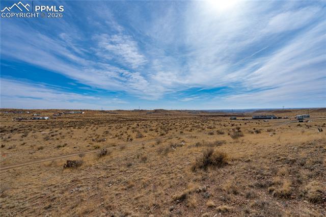 5975 Rattlesnake Point