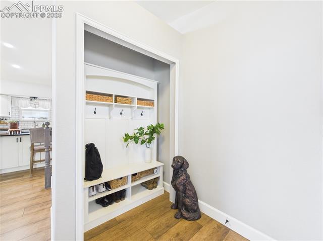 514 W Hook Drive