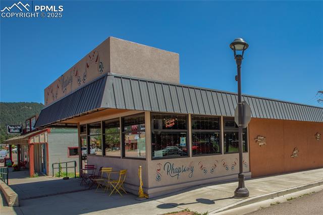 121 W Midland Avenue