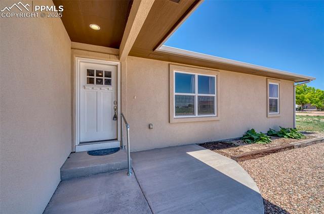 390 E Longmont Drive