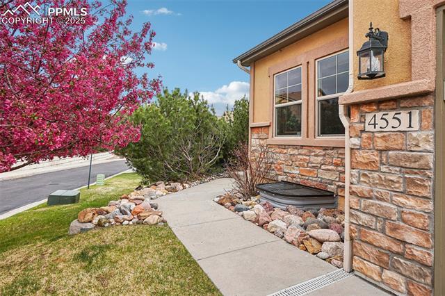 4551 Scarlet Drive