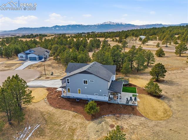 8608 Falcon Nest Court