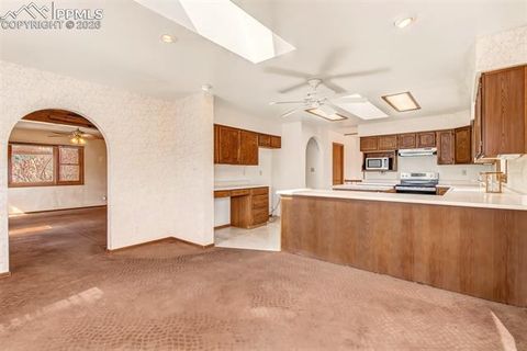 Tiny photo for 114 Via Linda Vista, Manitou Springs, CO 80829 (MLS # 1560131)