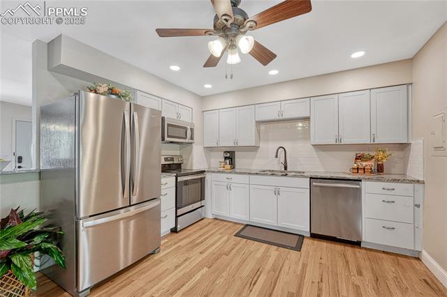 2906 Cabrillo Circle