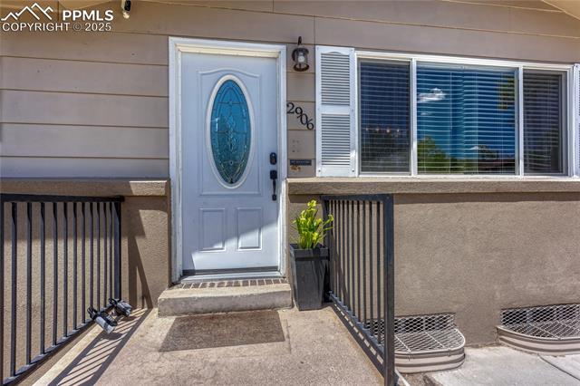 2906 Cabrillo Circle