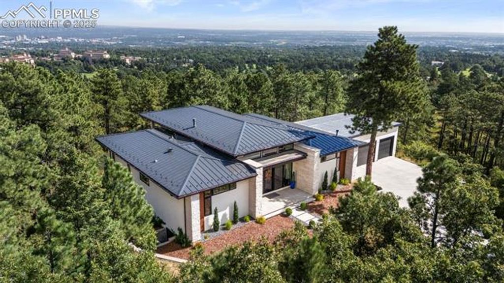 Photo for 17 Midland Road, Colorado Springs, CO 80906 (MLS # 3786403)