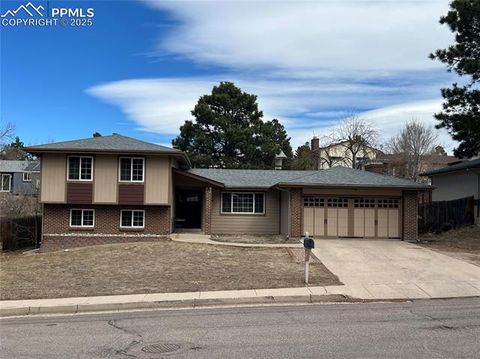 Photo of 3124 Squaw Valley Drive, Colorado Springs, CO 80918 (MLS # 4285755) Photo of 3124 Squaw Valley Drive, Colorado Springs, CO 80918 (MLS # 4285755)