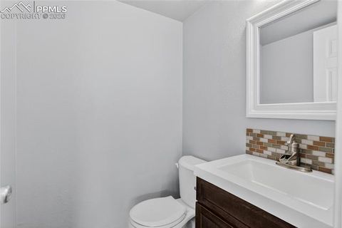 Tiny photo for 2416 Garden Way, Colorado Springs, CO 80918 (MLS # 9103907)