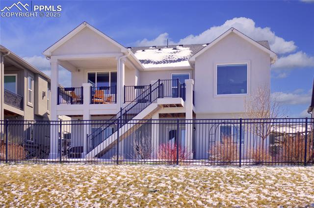 6328 Lochside View
