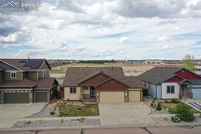 6752 Red Cardinal Loop