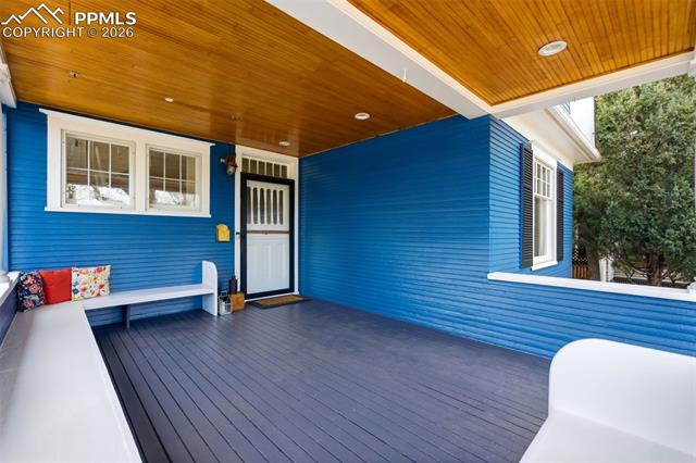 17 W Del Norte Street