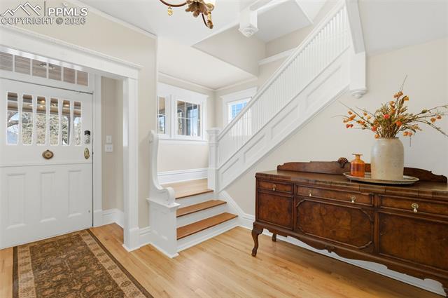 17 W Del Norte Street