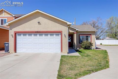 2025 Oneil Circle Pueblo CO 81004