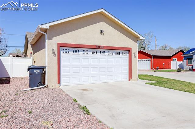 2025 Oneil Circle