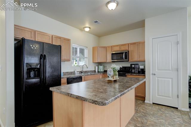 2025 Oneil Circle