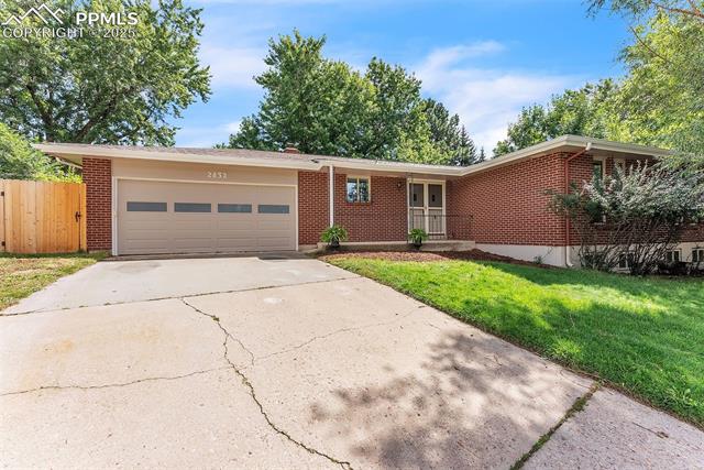 2832 Ridgeglen Way