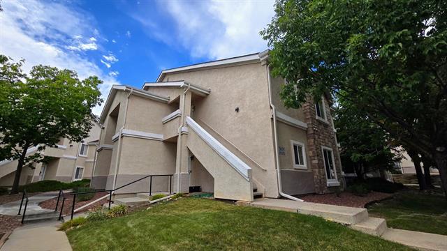 3835 Strawberry Field Grove Apt H