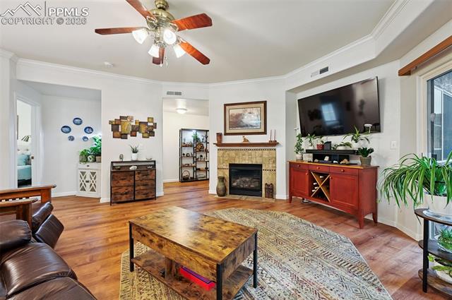 4007 Riviera Grove 103