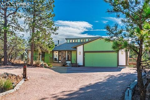 Photo of 7425 Wynwood Terrace, Colorado Springs, CO 80919 (MLS # 3787175)