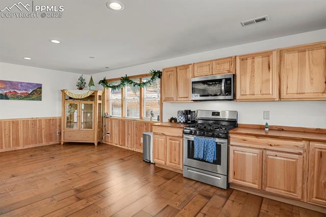 1053 Will Scarlet Drive