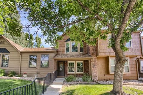 Photo of 6831 Mountain Top Lane, Colorado Springs, CO 80919 (MLS # 5454317) Photo of 6831 Mountain Top Lane, Colorado Springs, CO 80919 (MLS # 5454317)