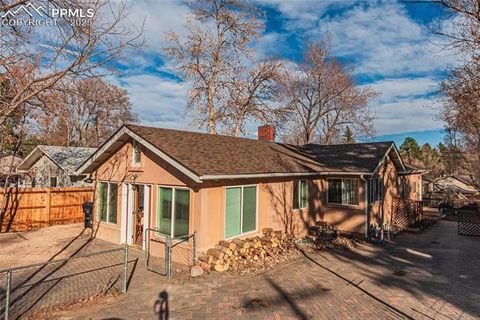 Photo of 1503 Cheyenne Boulevard, Colorado Springs, CO 80906 (MLS # 7032347)