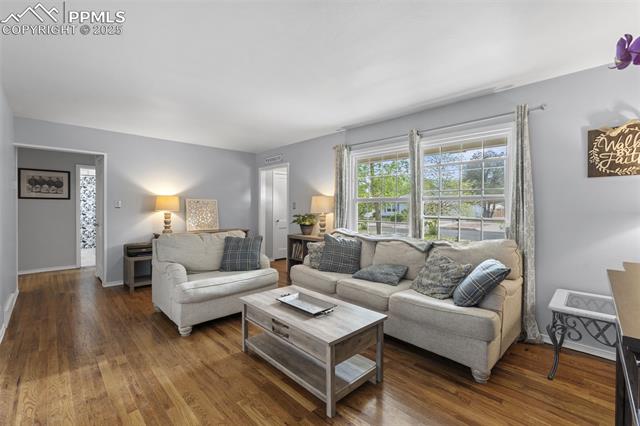 2415 N Logan Avenue