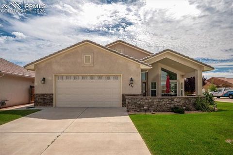 Photo of 934 Aspencrest Drive, Pueblo, CO 81005 (MLS # 8557934)