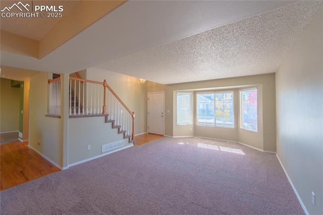 5536 Pioneer Mesa Drive