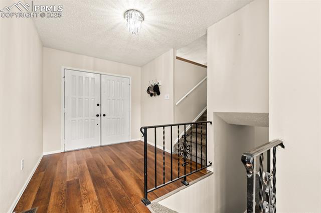 1 Colt Court