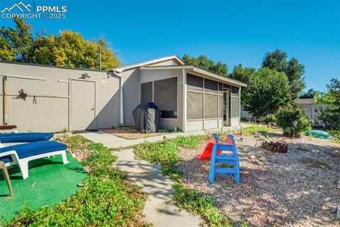 Tiny photo for 912 2nd Street, Colorado Springs, CO 80907 (MLS # 3516980)