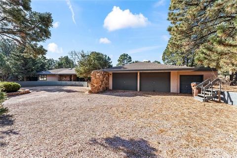 Tiny photo for 5130 Lyda Lane, Colorado Springs, CO 80904 (MLS # 2289590)